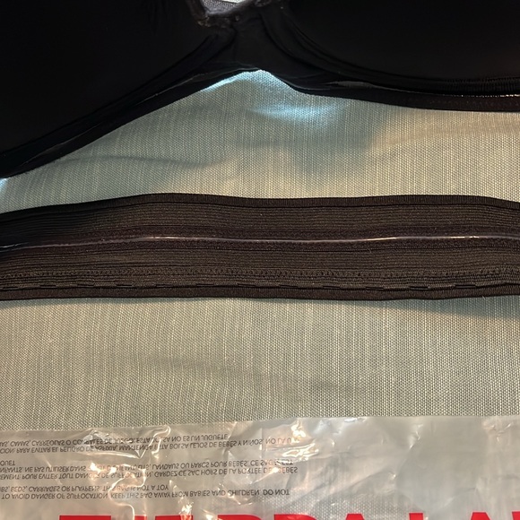 The Bra Lab Set - Picture 7 of 7